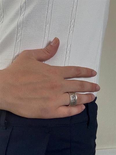 Patterned Ring