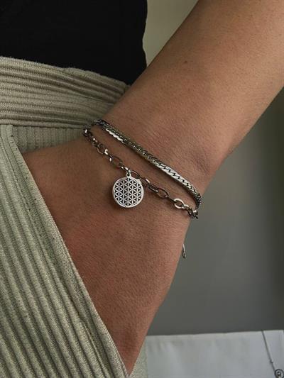 Round Detail Bracelet