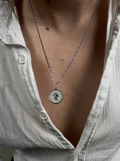 Silver Elizabeth Necklace