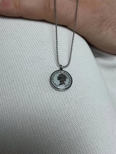 Silver Elizabeth Necklace