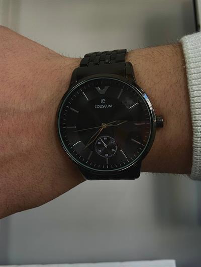 Silver Grey Screen Vintage Wristhwatch