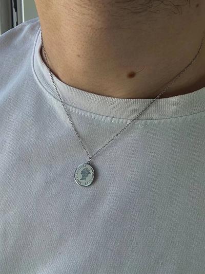 Slim Chain Elizabeth Necklace