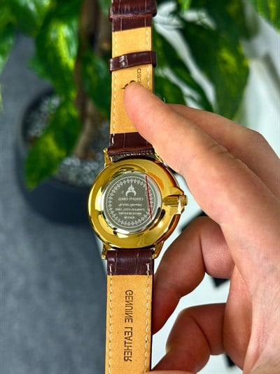 Veltrix Vintage The Retro Monarch