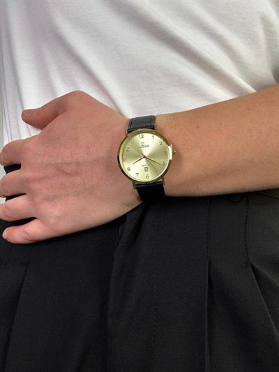 Vivaldi Vesta Leather Cord Vintage Wristhwatch