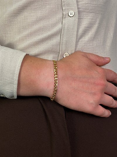 Voltaire Gold Chain Bracelet