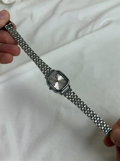Woman White Ace Vintage Wristhwatch VV