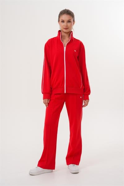 Basics&More Kadın Kırmızı Tam Fermuarlı Şeritli Eşofman Takımı – Rahat ve Şık Spor Stil