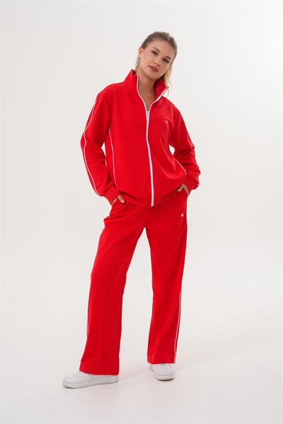 Basics&More Kadın Kırmızı Tam Fermuarlı Şeritli Eşofman Takımı – Rahat ve Şık Spor Stil