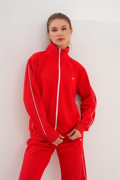Basics&More Kadın Kırmızı Tam Fermuarlı Şeritli Eşofman Takımı – Rahat ve Şık Spor Stil