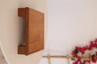 Justwood Tityos Küp Ayaklı 25x25 Cm Ahşap Kare Pasta Sunum Servis Tabağı