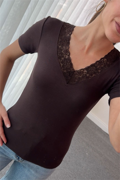 Dantel Detaylı T-shirt - KAHVERENGİ