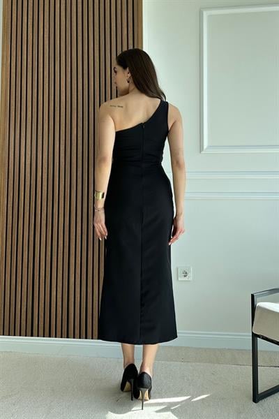 Gül Detay Gece Elbisesi - SİYAH