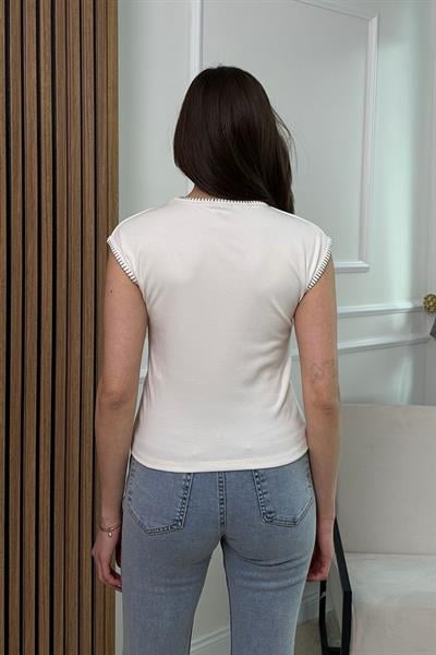 Nakışlı T-Shirt - BEYAZ
