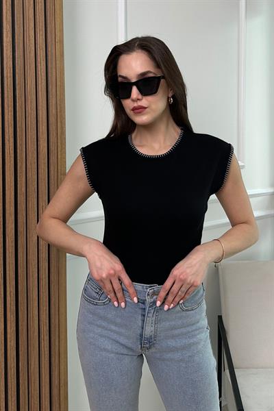 Nakışlı T-Shirt - SİYAH