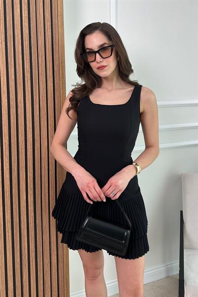 Piliseli Mini Elbise - SİYAH