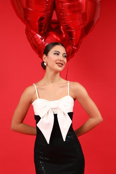 Pullu Gece Elbisesi - SİYAH