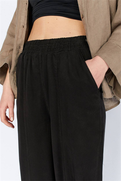 Tensel Havuç Pantolon - SİYAH