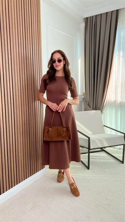 Volanlı Uzun Elbise - KAHVERENGİ