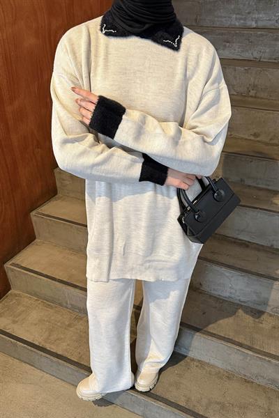 Yakası Taşlı Triko Takım Bej