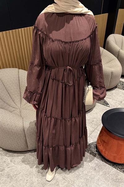 Fırfır Detaylı Tesettür Elbise Acı Kahverengi