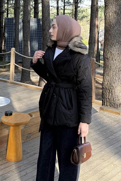 Kürk Yaka Bağlama Detaylı Mont Siyah