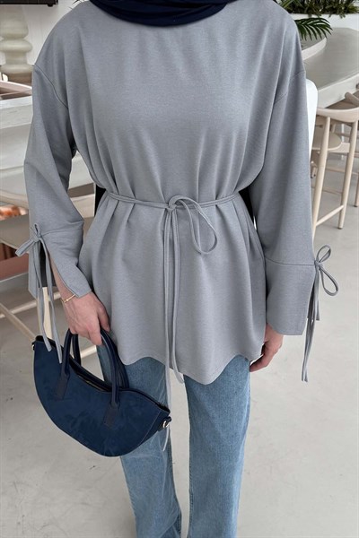 Yırtmaç Detaylı Sweat Gri