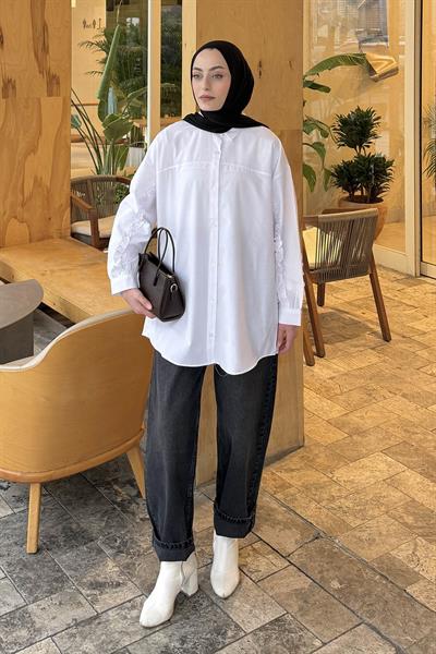 Kol Fırfır Detaylı Gömlek Beyaz