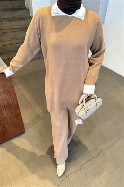 Yakası Taşlı Triko Takım Camel