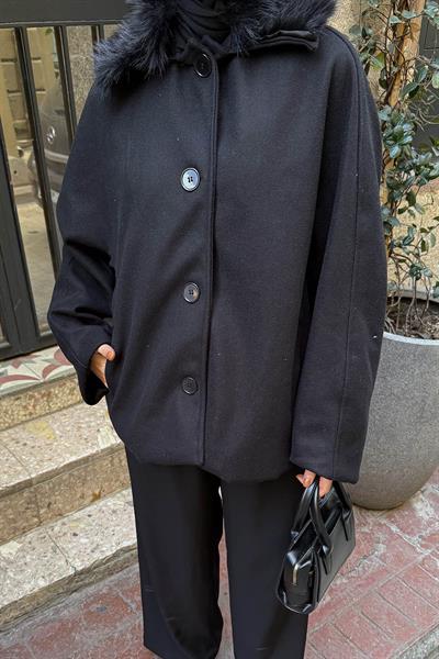 Kürk Yakalı Kaban Siyah