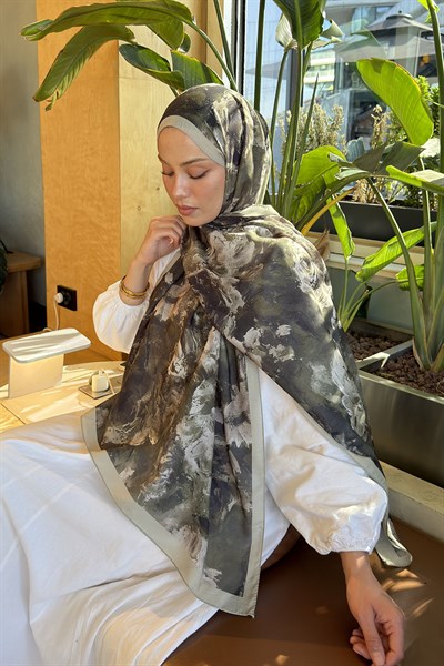 Gül Çiçek Desen Lara Soft Şal Haki