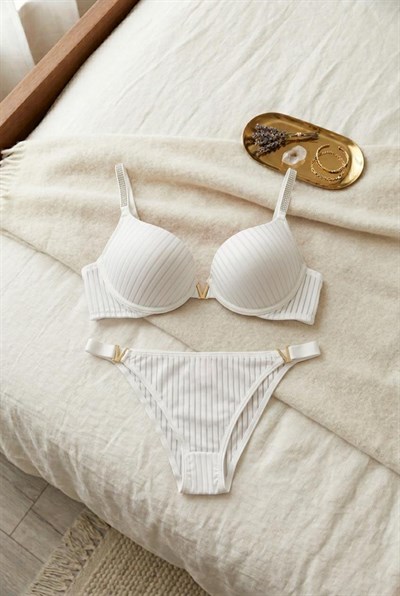 Omuz Taş V Detay  Sütyen Takım Ekru