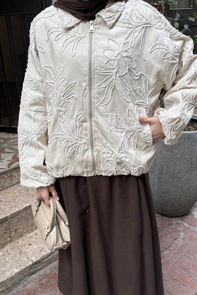 Nakış Detaylı Mont Krem