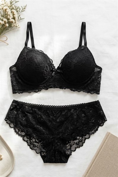 Dantelli Desteksiz Boş Sütyen Takım Siyah