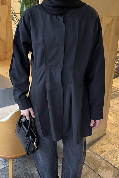 Ön Pile Detaylı Gömlek Siyah