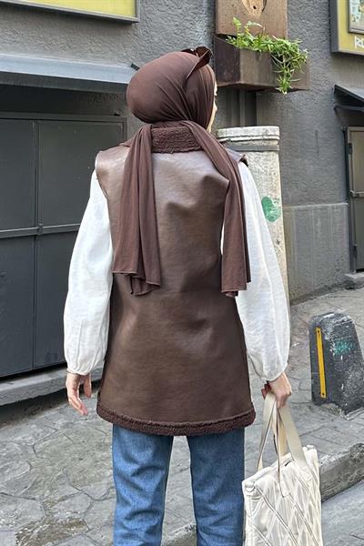 Garnili İçi Kürk Detaylı Deri Yelek Kahverengi