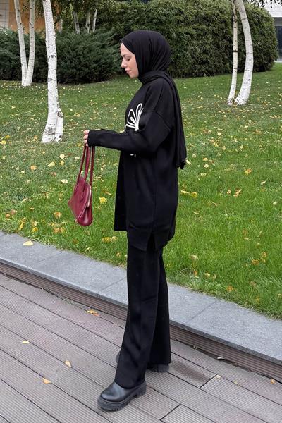 Çiçek Detaylı Triko Takım Siyah