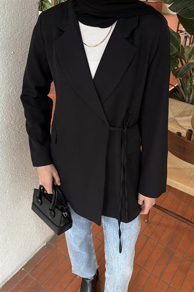 Yan Bağlama Detaylı Ceket Siyah