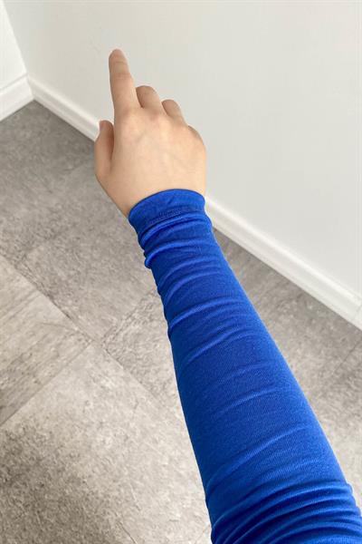 Yarım Balıkçı Yaka Düz Renk Body Saks Mavisi