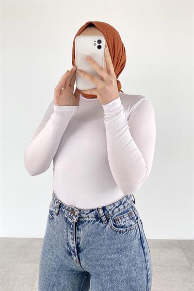Yarım Balıkçı Yaka Düz Renk Body Beyaz