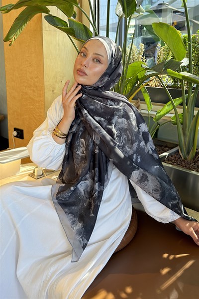 Gül Çiçek Desen Lara Soft Şal Siyah Füme