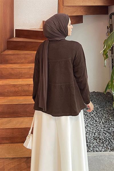 Yakası Bağcıklı Triko Kazak Acı Kahverengi