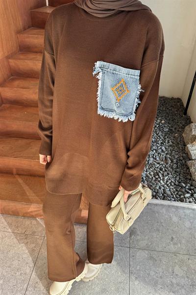 Cep Detaylı Triko Takım Acı Kahverengi