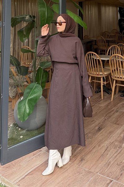 Eteği Bağlama Detaylı Takım Acı Kahverengi