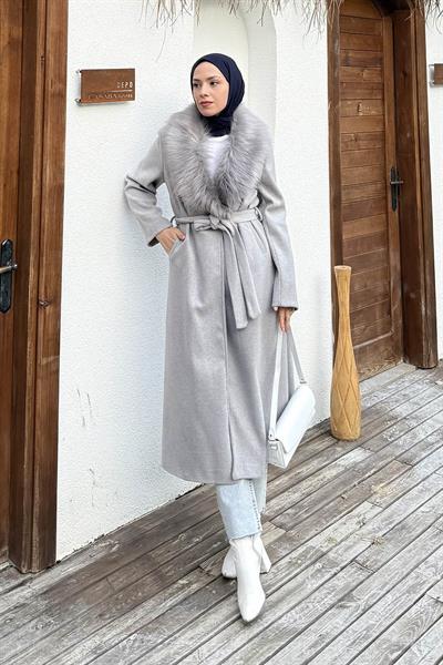 Kürk Yakalı Kaban Gri