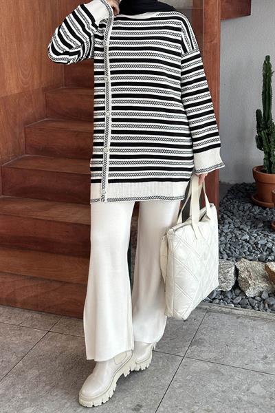 Çizgili Yan Düğme Detaylı Triko Takım Ekru