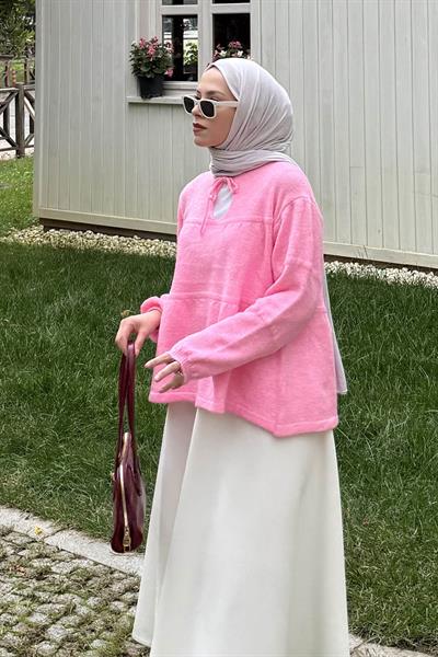 Yakası Bağcıklı Triko Kazak Pembe