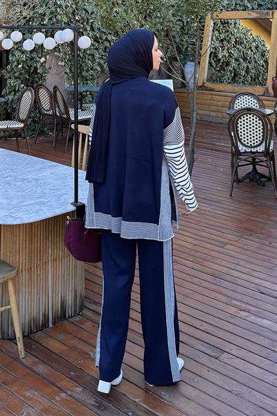 Yan Çizgili Panço Tesettür Takım Lacivert