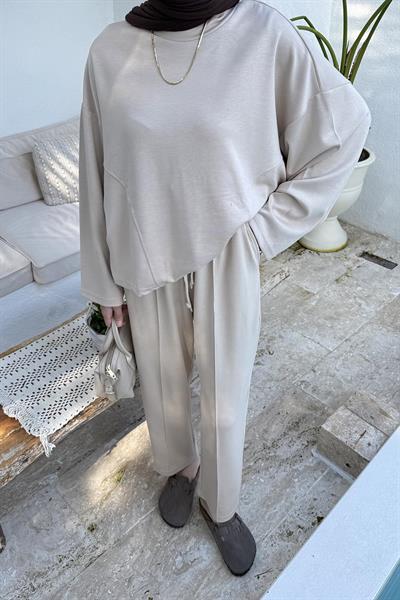 Kup Detaylı Eşofman Takımı Bej