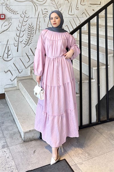 Kat Detaylı Bağlamalı Elbise Pembe