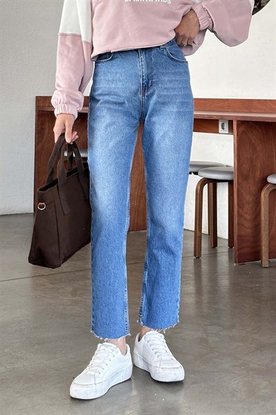 Kesik Paça Fit Jean Parlament Mavisi